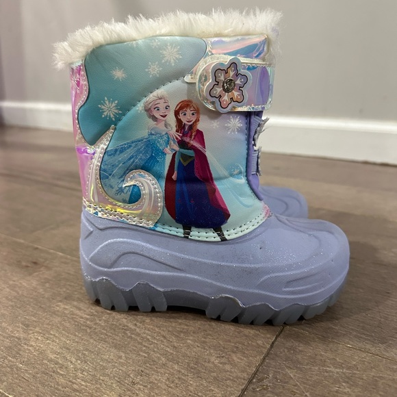 Frozen winter snow boots toddler size 10 Disney’s Frozen slippers size 9/10 - Picture 11 of 12